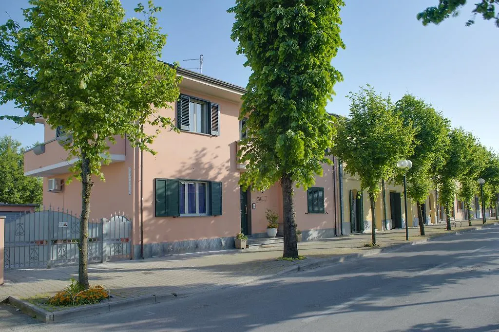 B&B Vittoria Torre del Lago Puccini Italy