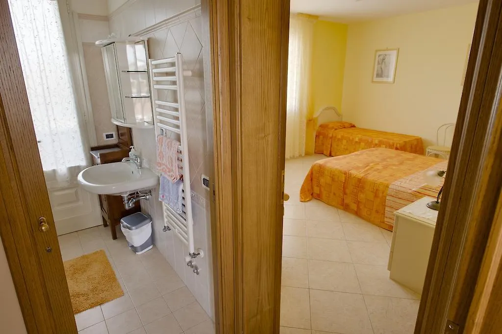 B&B Vittoria Torre del Lago Puccini