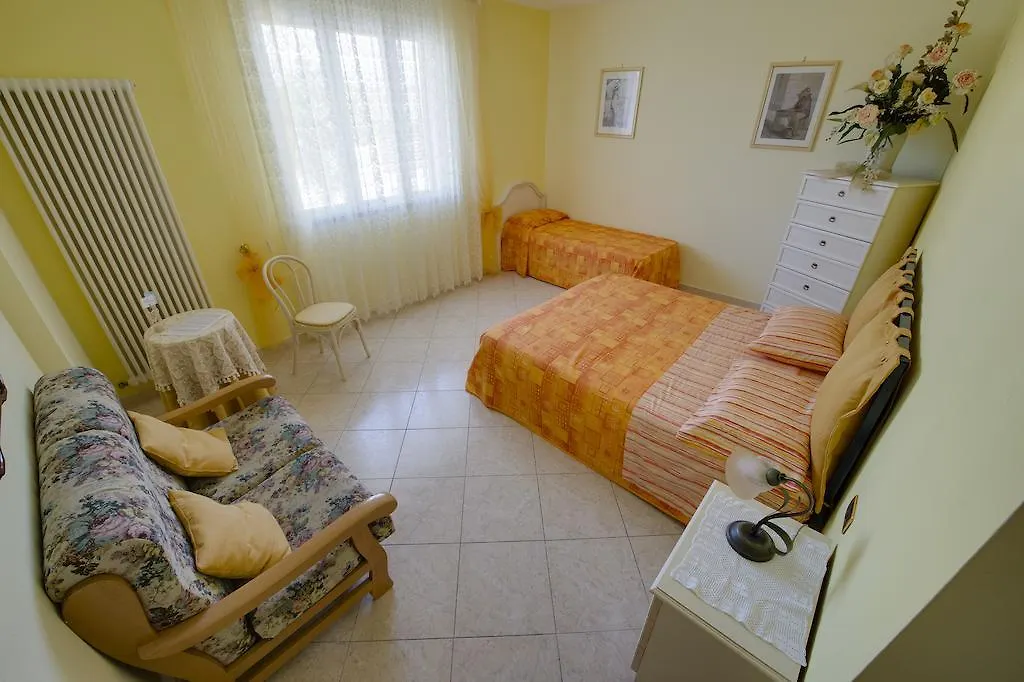 B&B Vittoria Torre del Lago Puccini Bed & Breakfast
